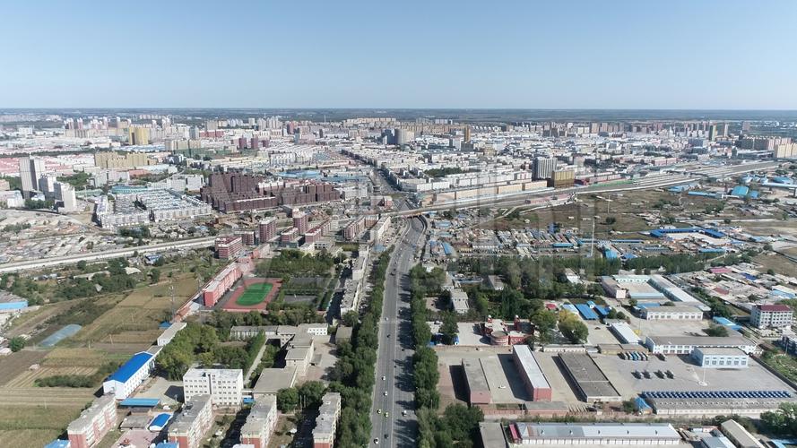 松原航拍63(4k50幀)來自視頻原始文件或預(yù)覽原始文件的1:1截圖,移動(dòng)